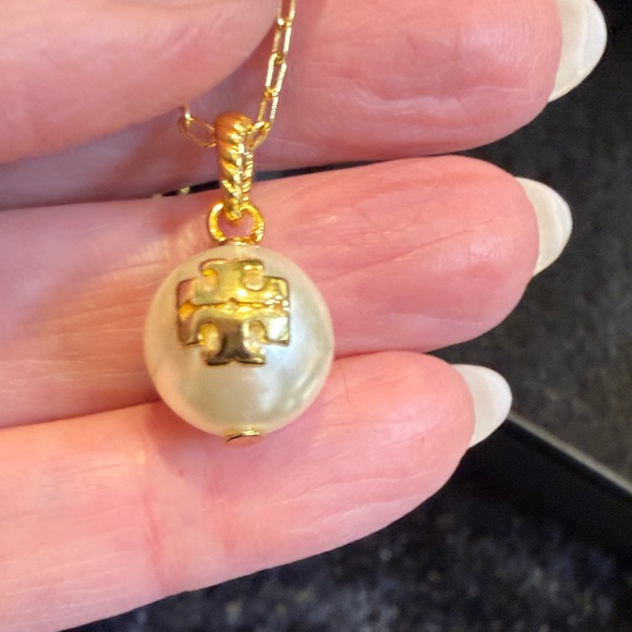 Tory Burch Gold Necklace with Pearl Pendant - Picture 5 of 5